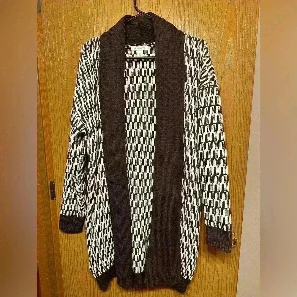 Liz Claiborne Women's Size M Sweater Cardigan Open Front Cream Midnight Purple